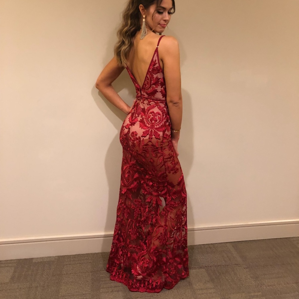 Gorgeous party dress!